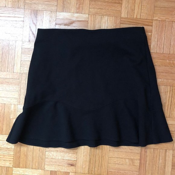LOFT Dresses & Skirts - Loft Black Ruffled Skirt M